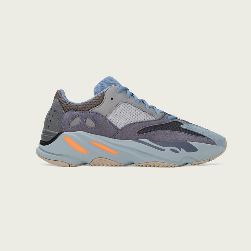 Adidas yeezy 700 azzurre sales